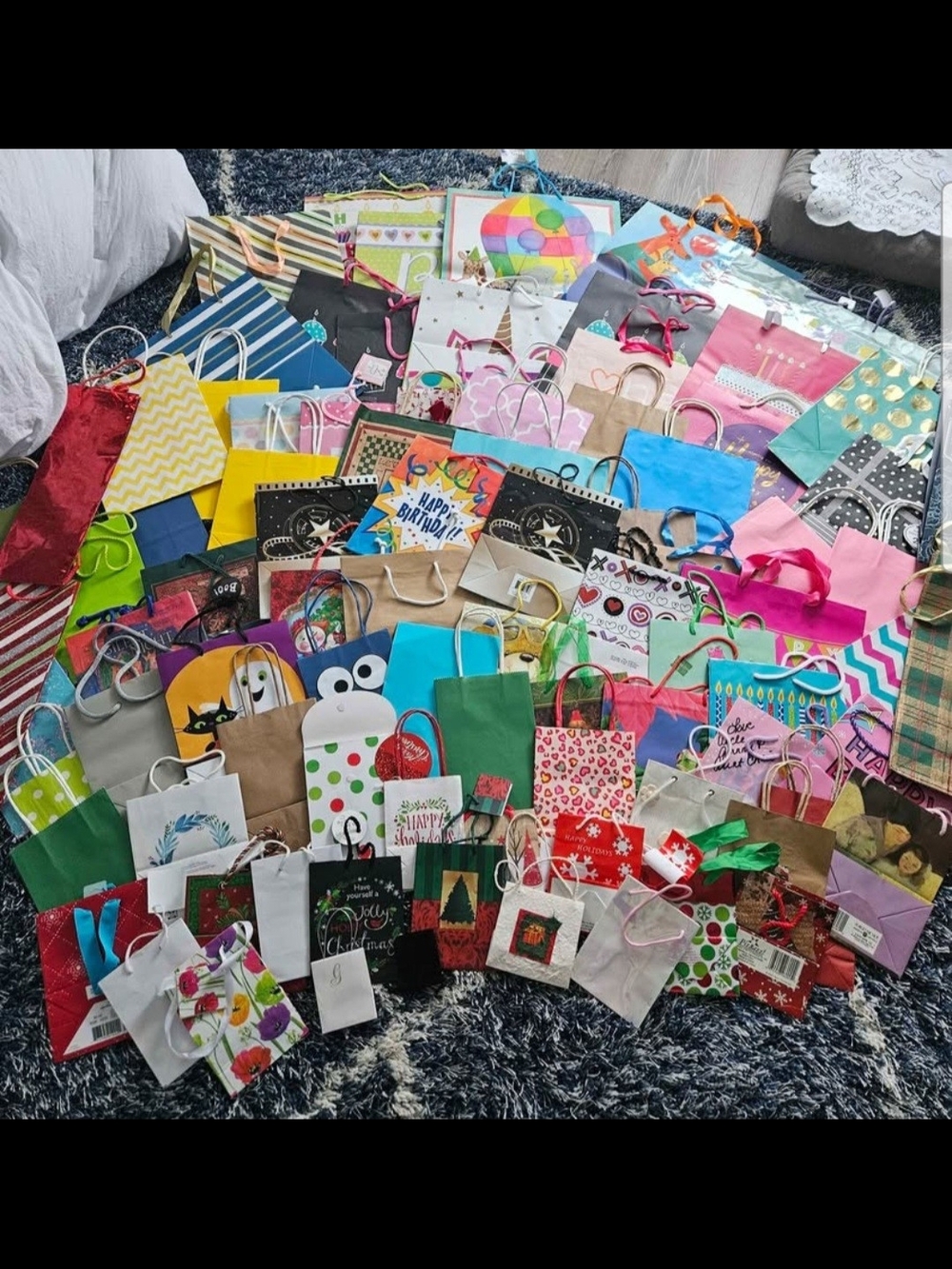 Bulk Gift Bag Lot - 90 Bags (5 Large, 31 Medium, 33 Small, 17 Mini, 4 Wine)